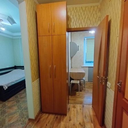 Жилье В Кропивницком Apartment Kropyvnytskyi Exterior photo