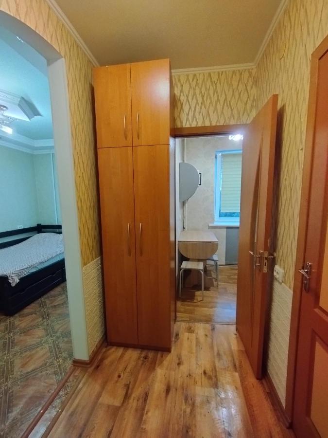 Жилье В Кропивницком Apartment Kropyvnytskyi Exterior photo